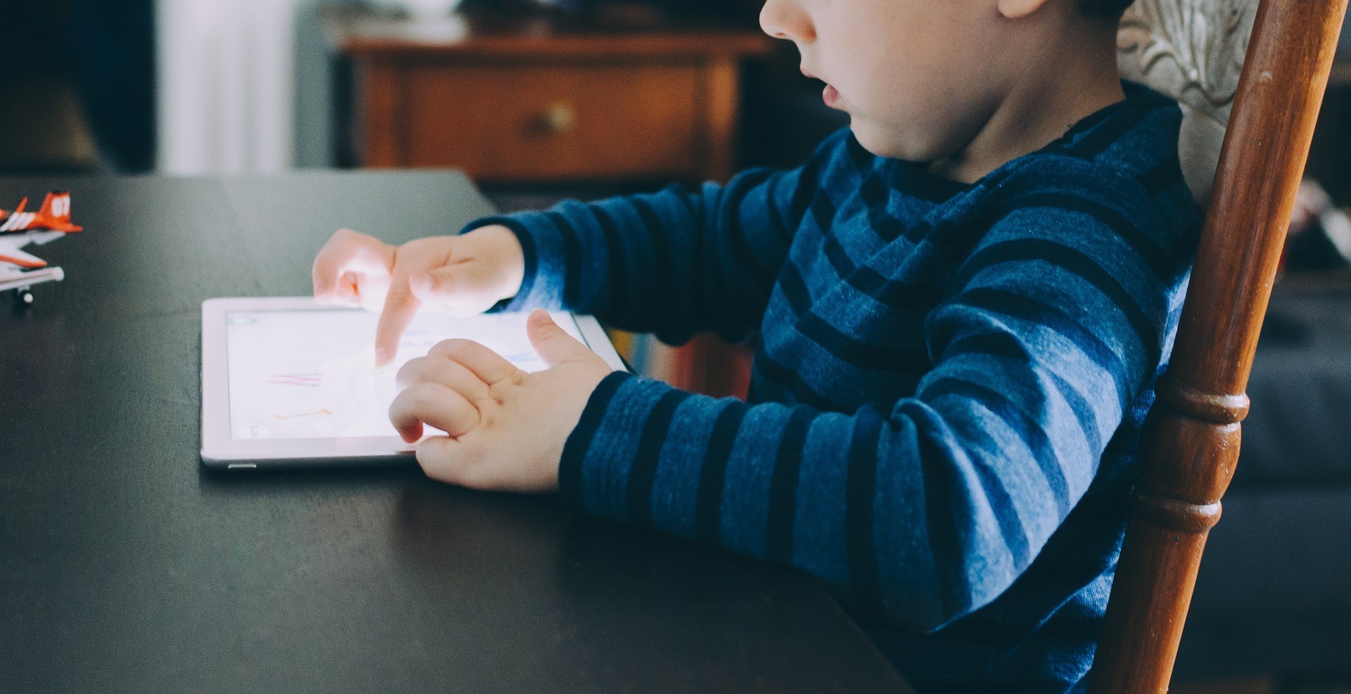 What makes screen time educational